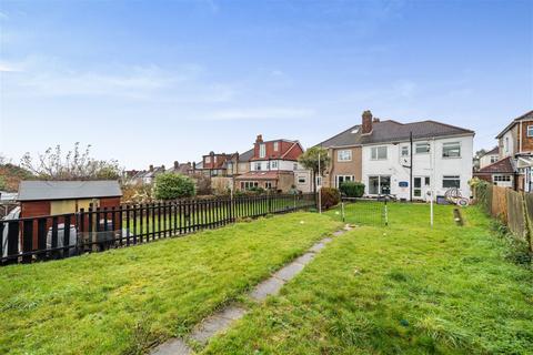 68 Felhampton Road, London, SE9 3NX