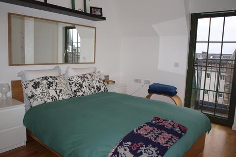 undefined, Water Street, Edinburgh, EH6