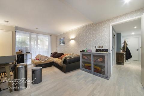 1 bedroom apartment for sale, Manchester Road, London