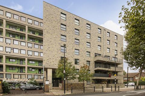Manchester Road, London, E14