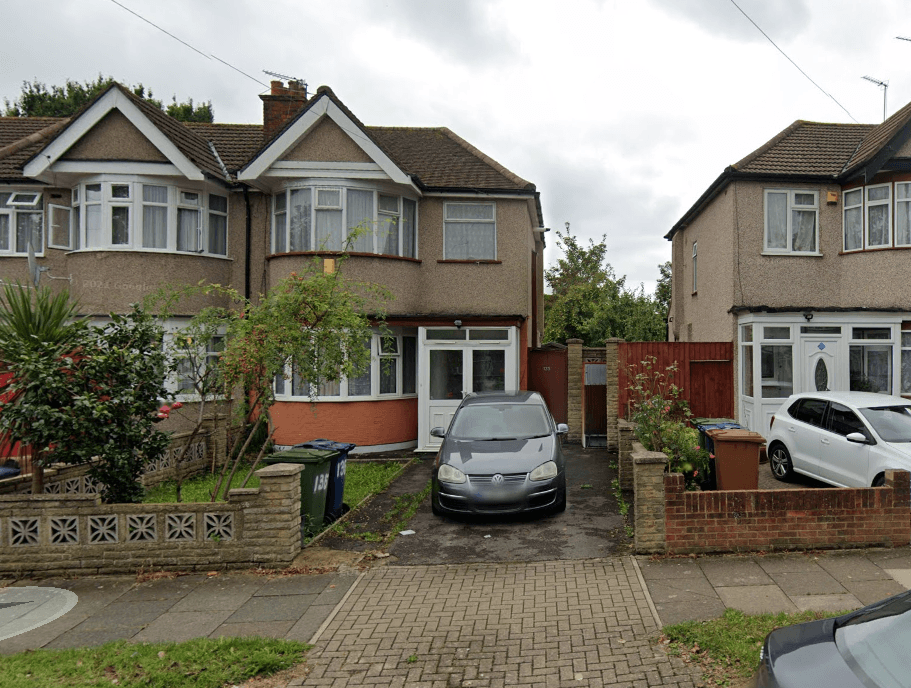 Newly Refurbished Three Bedroom Terraced House in