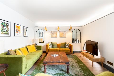 3 bedroom flat to rent,  Campden Street, London W8