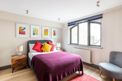 3 bedroom flat to rent,  Campden Street, London W8