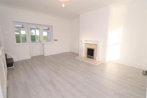2 bedroom house to rent, Lane End, Pudsey, West Yorkshire, UK, LS28