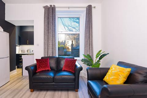 3 bedroom flat to rent - Westburn Road, Aberdeen AB25