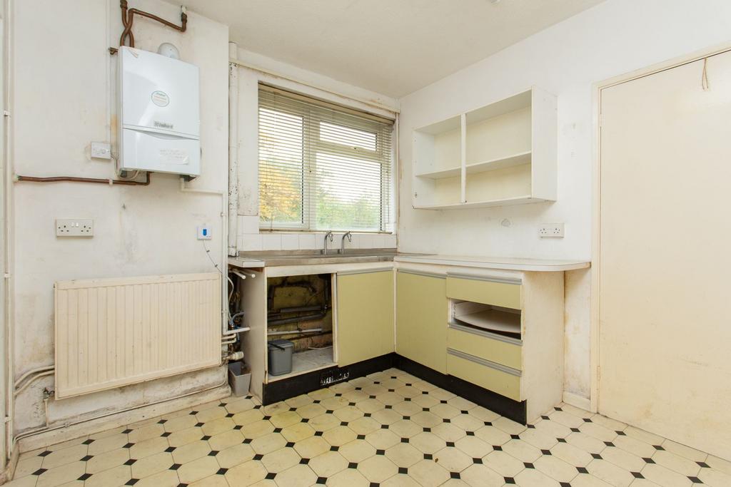 Barton Road, Canterbury, CT1 3 bed detached house for sale £400,000
