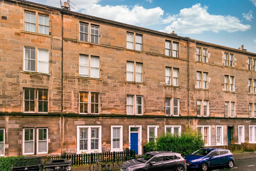 Montague Street, Edinburgh EH8 2 bed flat for sale £280,000