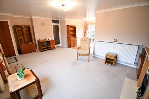 2 bedroom detached bungalow for sale, Birkdale Road, Bedford, MK41