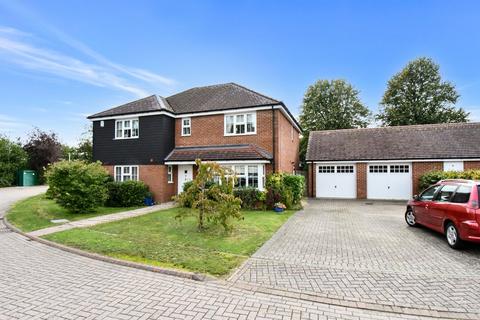 5 bedroom detached house for sale, Middleway, Kempston, Bedford, MK43