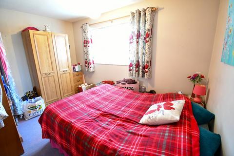 47 Alburgh Close, Bedford, MK42 0HG
