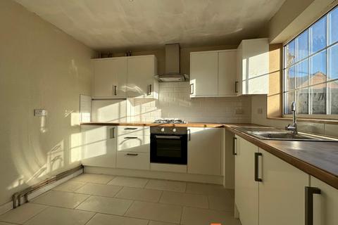 3 Eton Close, Newark, NG24 4JR