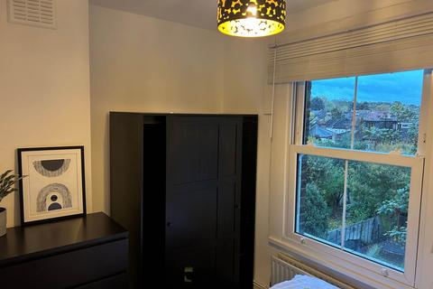 1 bedroom flat to rent, Sunnyhill Road, Streatham, SW16