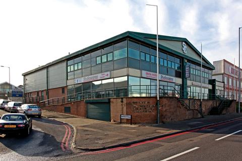 Warehouse to rent - North Circular Road, London, NW2