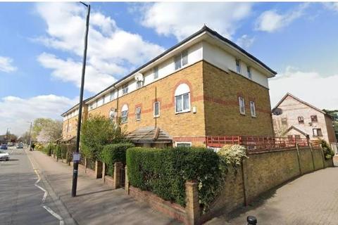 5 bedroom townhouse for sale, Tollgate Road, London E6