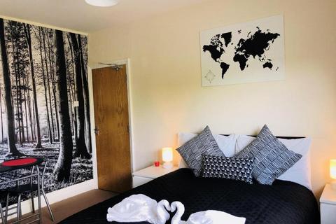 1 bedroom in a house share to rent, Rusland Park Road, Harrow HA1