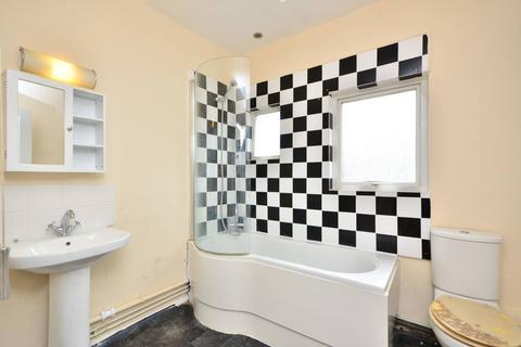 14 Boundary Road, London, SW19 2AN