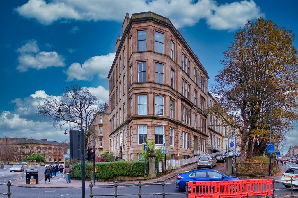 Buckingham Terrace, Hillhead, Glasgow, G12 8ED 2 bed apartment to rent