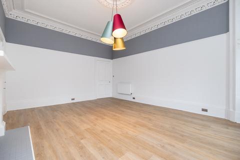 2 bedroom apartment to rent, Buckingham Terrace, Hillhead, Glasgow, G12 8ED