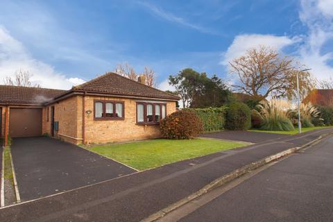 3 bedroom bungalow for sale, Conway Crescent, Burnham-on-Sea, TA8