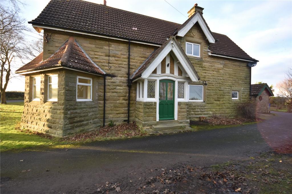 Eastfield, Morpeth, Northumberland, NE65 3 bed end of terrace house to rent £795 pcm (£183 pw)