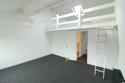 undefined, Maple Road, London