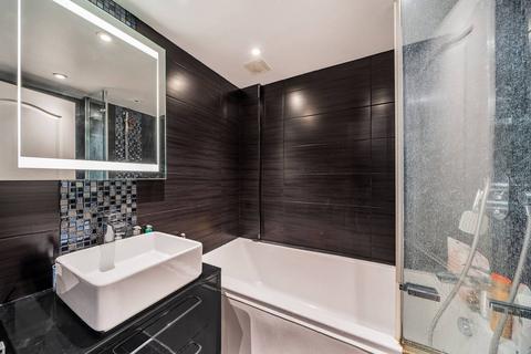 Flat 3, Pennington Court, 40 The Highway, London, E1W 2SD