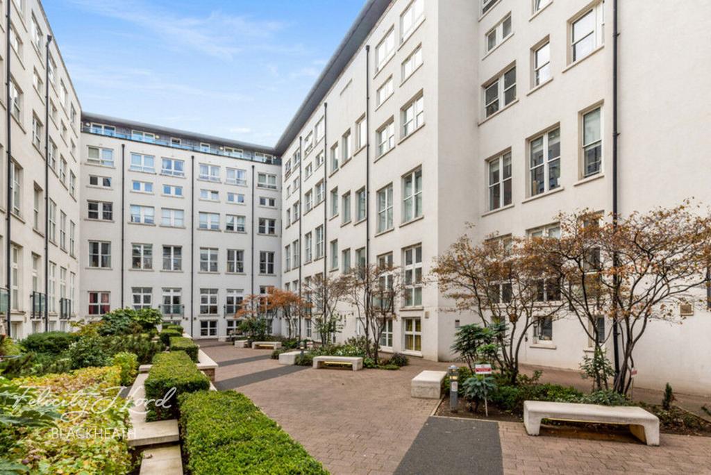 Cadogan Road, LONDON, SE18 2 bed apartment for sale £425,000