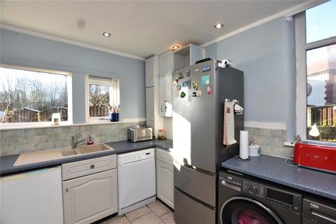 3 bedroom semi-detached house for sale, Park Parade, Shaw, Oldham, Greater Manchester, OL2