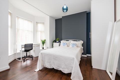 10 bedroom terraced house to rent - Granville Road, M14 6AD