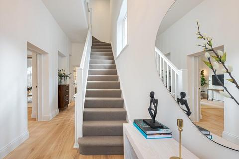 Ground Floor Flat, 10 Alma Square, London, NW8 9QD