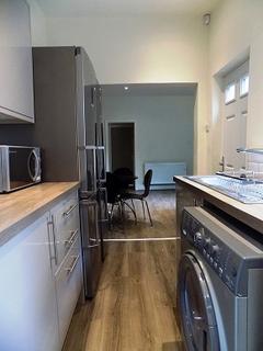 5 bedroom house share to rent, Queens Road, Sheffield S2