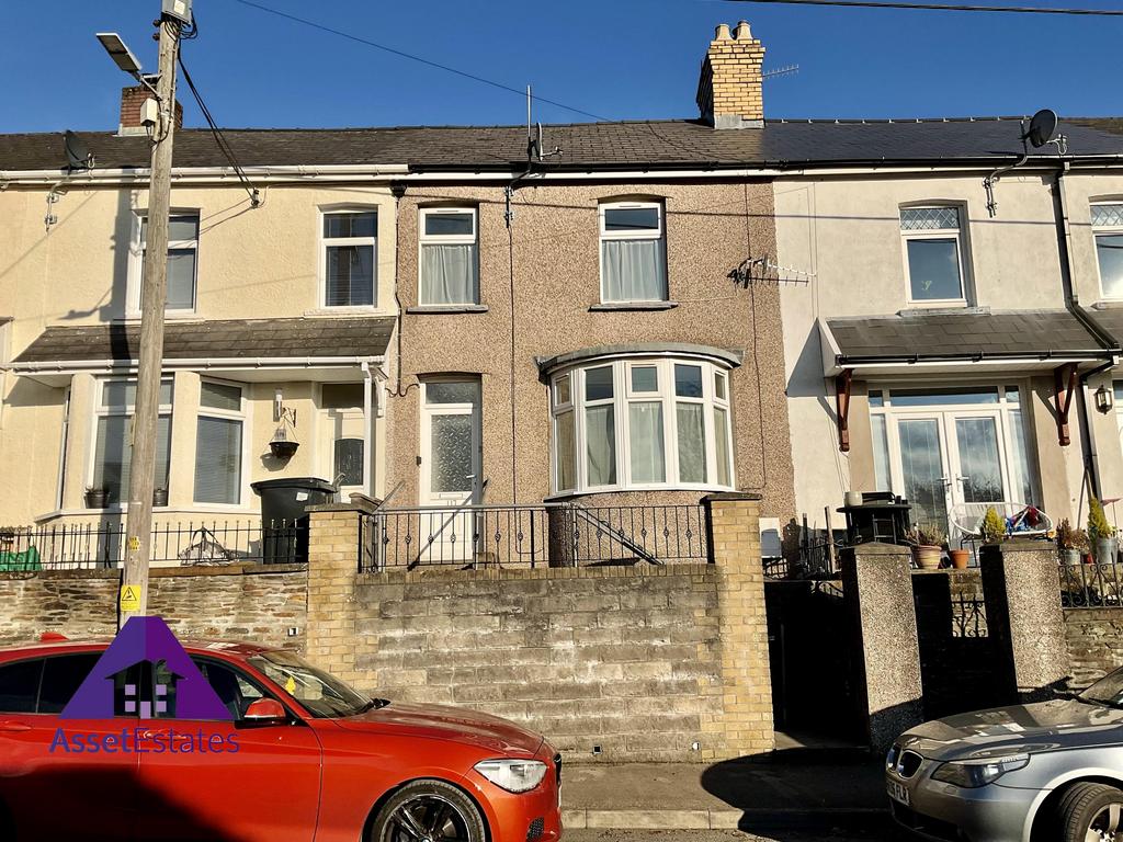 Bryn Gaer Terrace, Brynithel, Abertillery NP13 2HF 3 bed terraced house