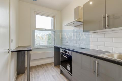 undefined, West Road, Westcliff-On-Sea SS0