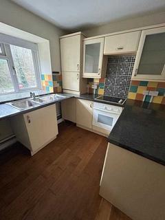 2 bedroom maisonette to rent, Brooke Houses, Hafodyrynys, Newport