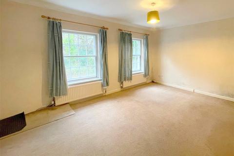 2 bedroom apartment to rent, Oaklands, Hartley Wintney, Hook, Hampshire, RG27