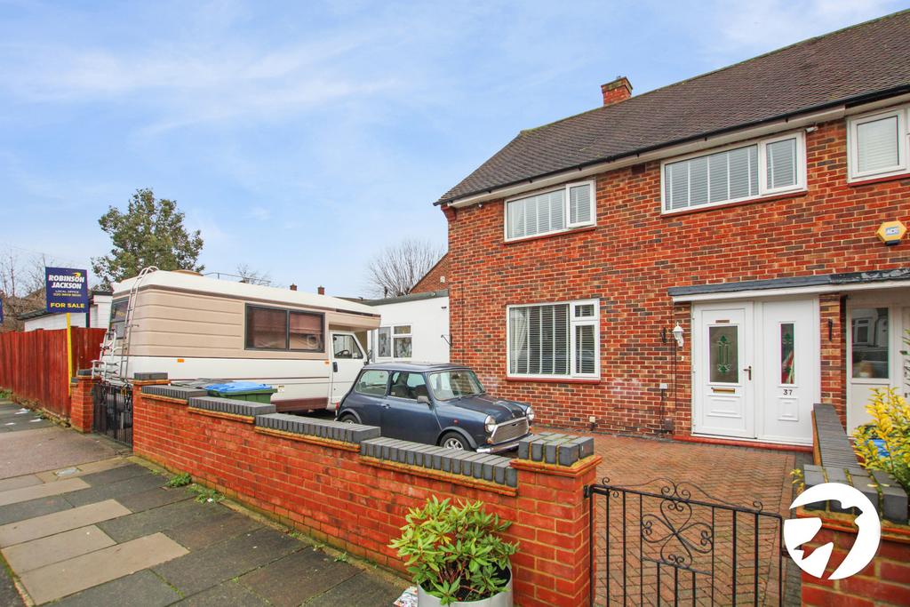 Alderwood Road, London, SE9 3 bed semidetached house for sale £525,000
