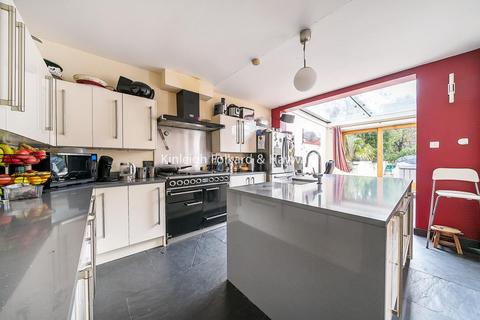 5 bedroom semi-detached house for sale, Winchmore Hill Road, Southgate