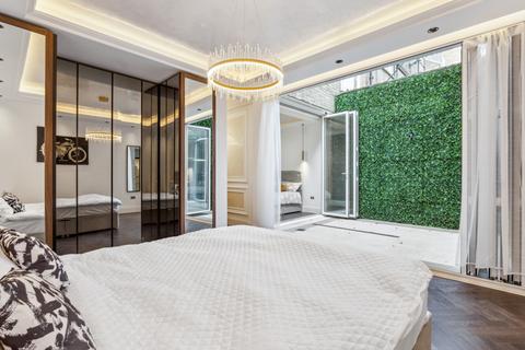 Lexham Gardens, Kensington, London
