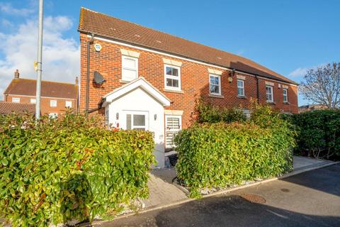 4 bedroom end of terrace house for sale, Langley,  Berkshire,  SL3