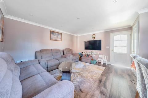 4 bedroom end of terrace house for sale, Langley,  Berkshire,  SL3