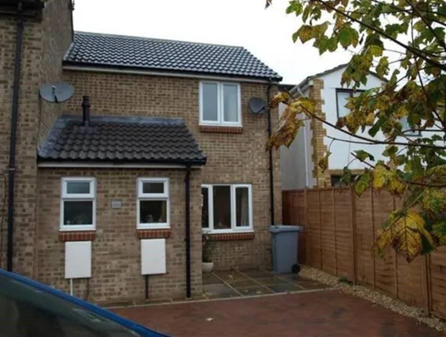 Burwell Meadow, Witney, OX28 2 bed end of terrace house to rent £