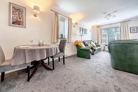 2 bedroom apartment for sale, 104 Elleray Gardens, Windermere