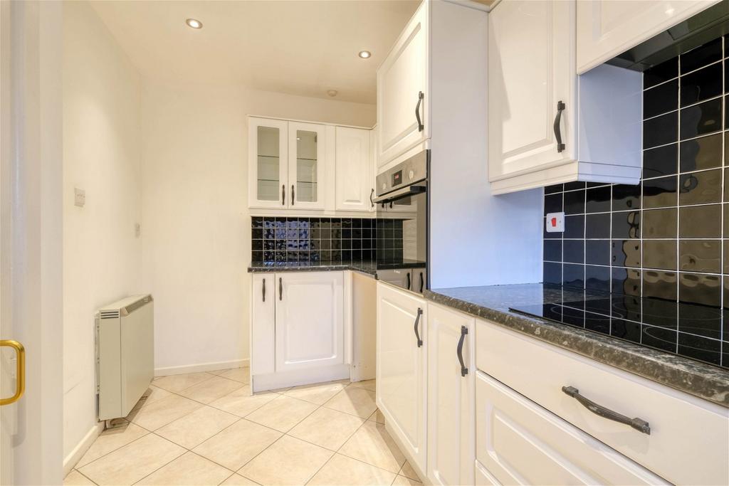 Stonehouse Close, Headless Cross, Redditch B97 4LF 2 bed terraced bungalow for sale £195,000