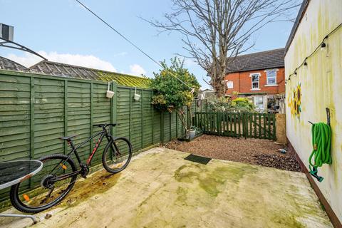 88 Avenue Road, Southampton, SO14 6TX