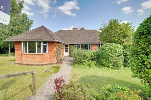 3 bedroom detached bungalow for sale, Knowle Close, Caversham Heights, Reading