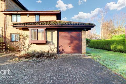 5 Thorpe Meadows, Peterborough, PE3 6GA