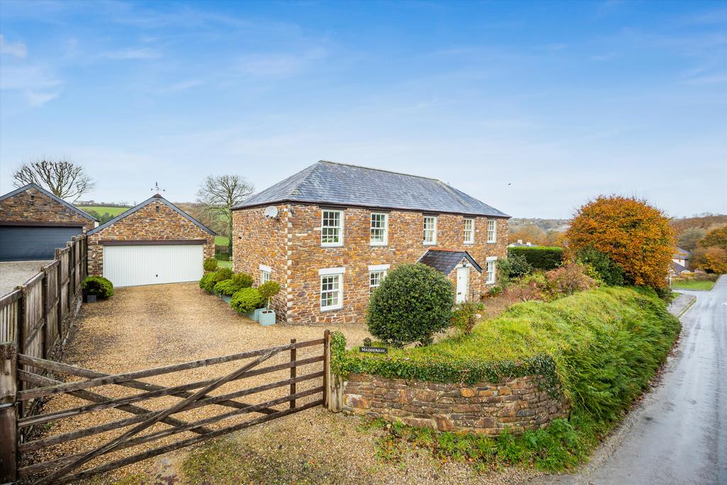Cardinham, Bodmin, Cornwall, PL30 3 bed detached house for sale £825,000
