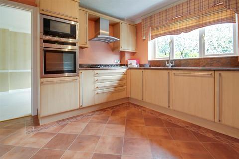 undefined, Baylis Crescent, Burgess Hill, West Sussex, RH15