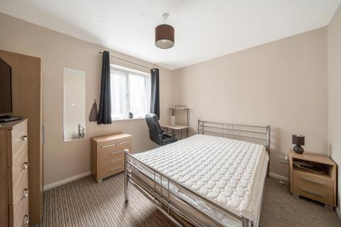 2 bedroom flat for sale, Thatcham,  Berkshire,  RG19