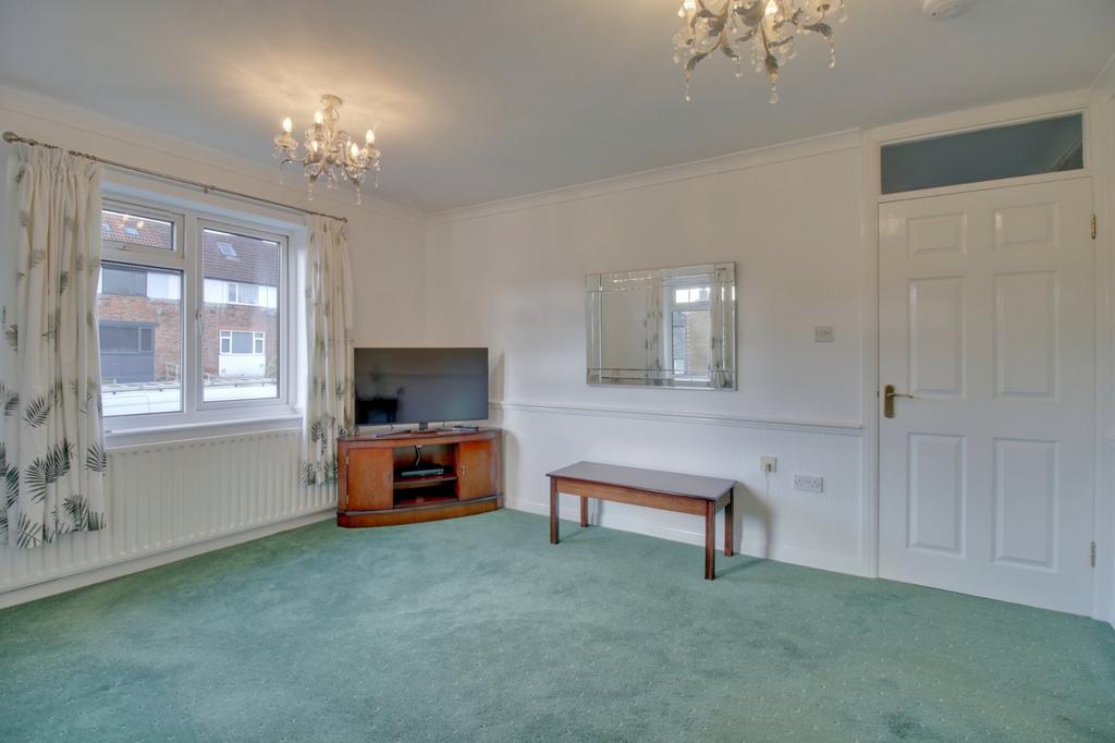 Sussex Avenue, Horsforth, Leeds, West Yorkshire, LS18 2 bed flat for